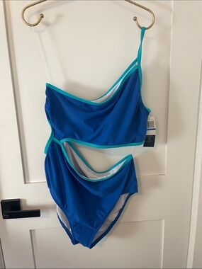 NWT Aqua Couture Cut Out One Piece Swimsuit Size XL